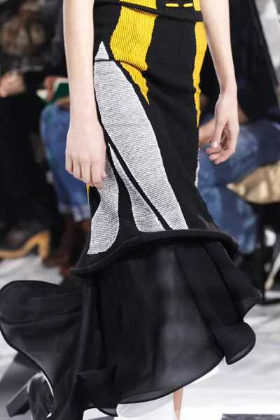 Look 52